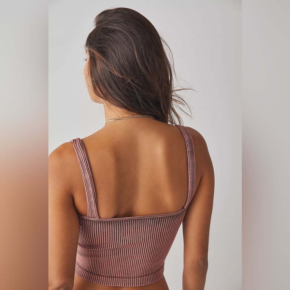 Free People Washed Seamless Crop - Picture 2 of 3